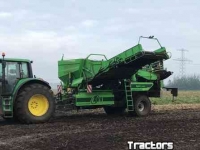 Potato harvester AVR Spirit 6200