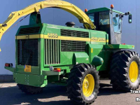 Forage-harvester John Deere 6850 Zelfrijdende Veldhakselaar