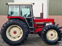 Tractors International 784