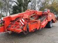 Potato harvester Grimme GV3000 getrokken 4 rij-ige aardappelrooier