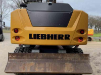 Excavator mobile Liebherr 916