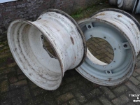 Wheels, Tyres, Rims & Dual spacers Steyr 14x30