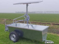 Water trough Solar Energy Holijn Waterbak/drinkbak op zonneenergie /solar  model 5 - 175watt paneel