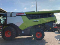 Combine Claas Lexion 7600 Mähdrescher Combine