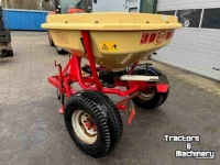 Fertilizer spreader Vicon PS DS pendelstrooier met strooicomputer