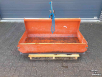 Tractor tipping boxes Hekamp grondbak