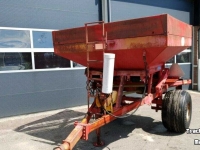 Fertilizer spreader Bredal B3H Kunstmeststrooier Fertilizer Spreader