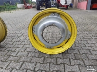 Wheels, Tyres, Rims & Dual spacers John Deere W12 x 28