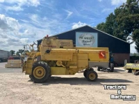 Combine New Holland clayson 1545 , combine clayson 1545