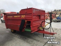 Silage-block distribution wagon Schuitemaker Amigo 30S