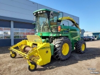 Forage-harvester John Deere 7400