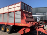 Self-loading wagon Taarup 1030 Opraapwagen