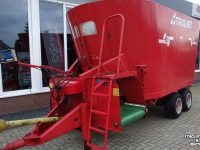 Vertical feed mixer Trioliet SOLOMIX 2-1600VLHBT Feedmixer Futtermischwagen