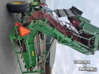 Onion harvester Krakei 36 uienlader, uienraper