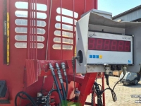 Vertical feed mixer BVL Mix Plus 12 LS Verticale Voermengwagen