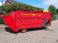 Silage-block distribution wagon Schuitemaker blowa 40F