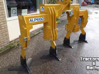 Deep subsoiler Alpego Delta 4-300 Diepwoeler