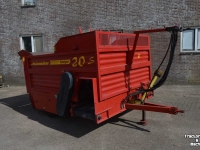 Silage-block distribution wagon Schuitemaker amigo 20 S