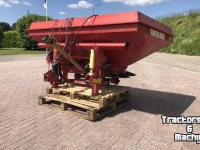 Fertilizer spreader Lely Centerliner Superlarge Kunstmeststrooier