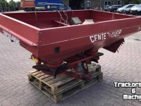 Fertilizer spreader Lely Centerliner Superlarge Kunstmeststrooier