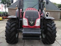 Tractors Valtra T153 Versu