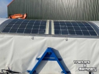 Other  ligwieder wiedbed  6rijen op zonnepanelen en rups