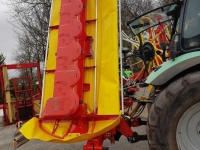 Mower Pottinger Novacat 302