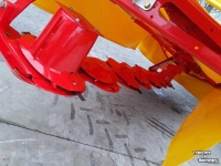 Mower Pottinger Novacat 302