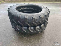 Wheels, Tyres, Rims & Dual spacers Kleber 13.6R38 set banden