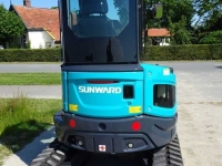 Excavator tracks Sunward SWE25UF