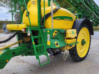 Fieldsprayer pull-type John Deere 732i