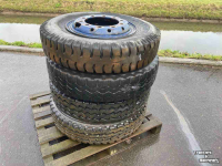 Wheels, Tyres, Rims & Dual spacers  Taifa 9.00-20 met 10 gaats velg banden