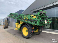 Fieldsprayer pull-type John Deere 840i