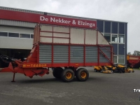 Self-loading wagon Taarup 1030