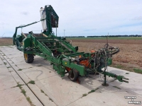 Onion harvester Krakei Uienlader