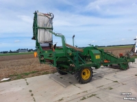 Onion harvester Krakei Uienlader