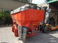 Fertilizer spreader Rauch Axcis  50.1 W